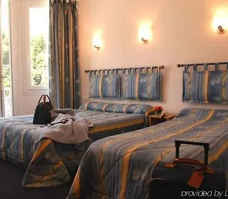 Esplanade Eden فندق 3*