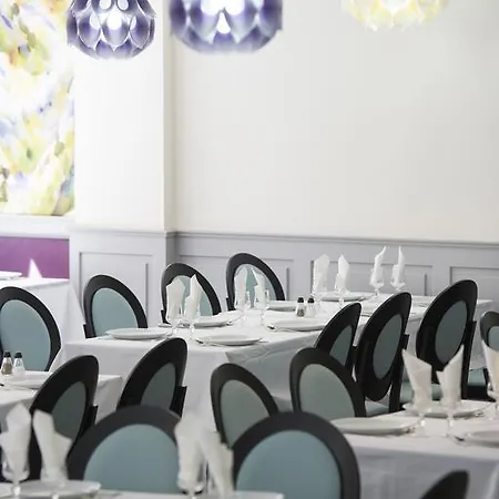 Esplanade Eden لورد