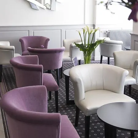 Esplanade Eden لورد