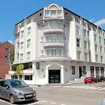 Esplanade Eden מלון 3*
