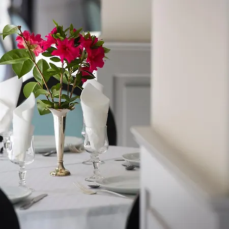 Esplanade Eden Lourdes