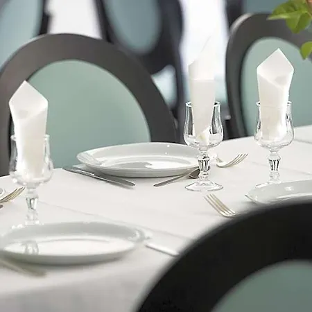Esplanade Eden Hotel 3*