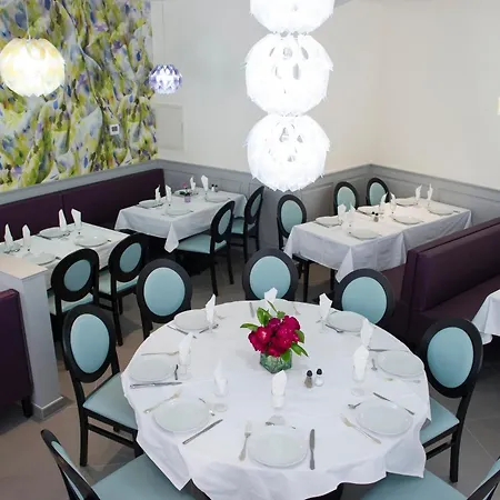 Esplanade Eden Szálloda Lourdes