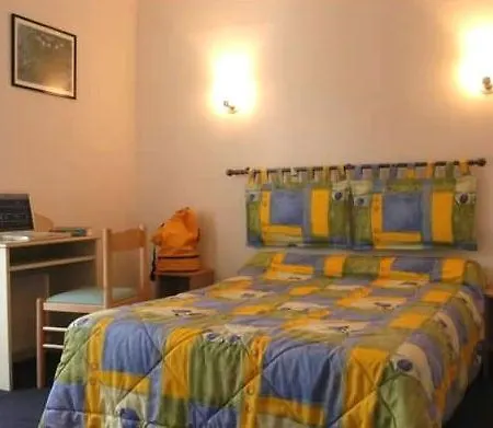 Отель Esplanade Eden 3*