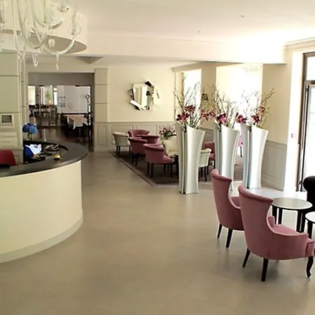 Esplanade Eden Szálloda 3*